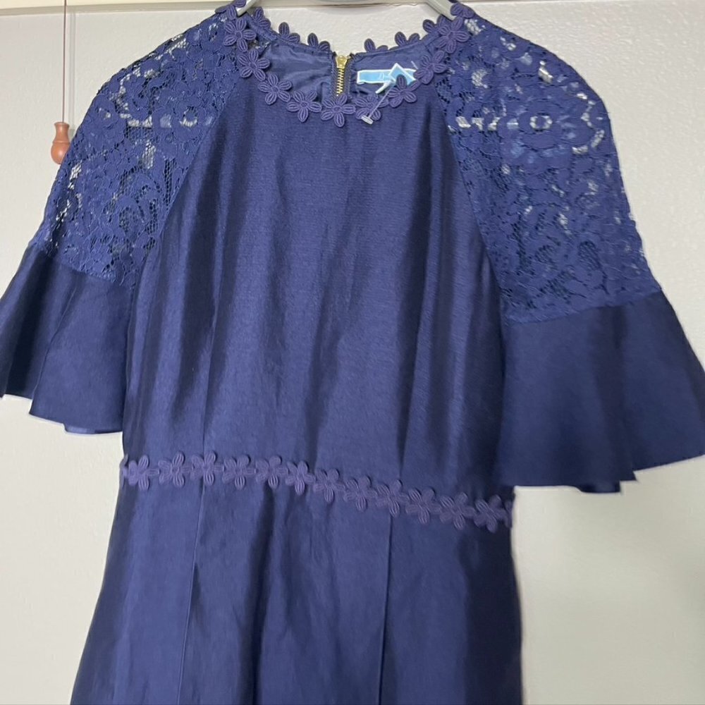 Draper James Navy Blue Flutter Short Sleeve Lace Dress Embroidered Size 2 - Picture 6 of 13